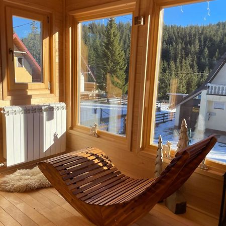 Guest House Alpha Ski Camp ยาโฮรินา ภายนอก รูปภาพ